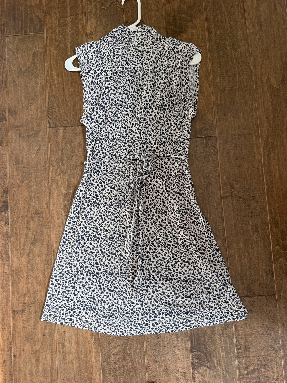 French Connection Sleeveless Printed V-Neck Women’s Dress - Black & White - Picture 6 of 6